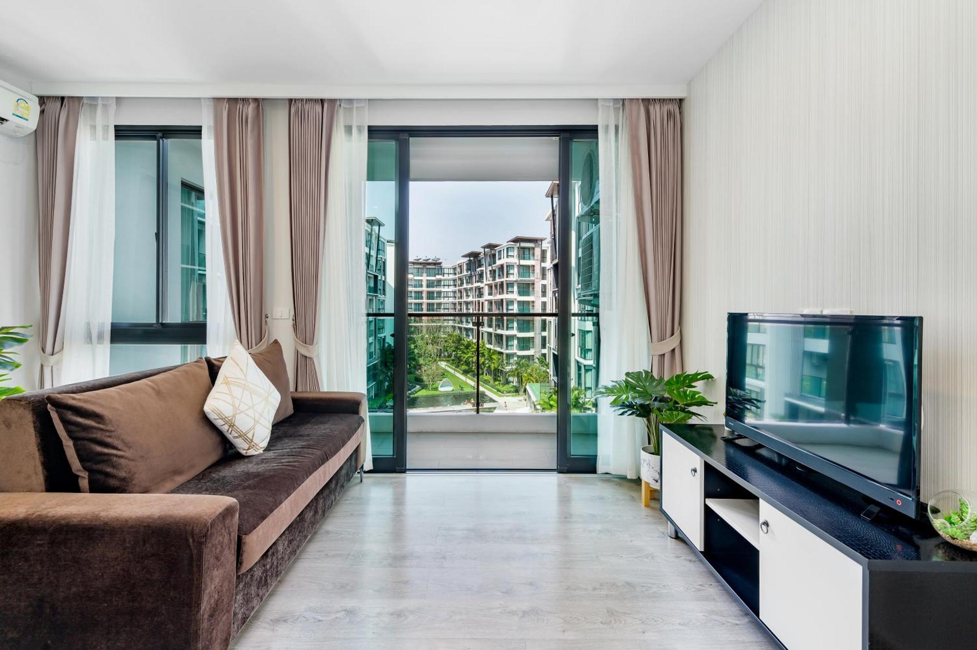 Wyndham Royal Lee Phuket Hotel Nai Yang-stranden Eksteriør billede