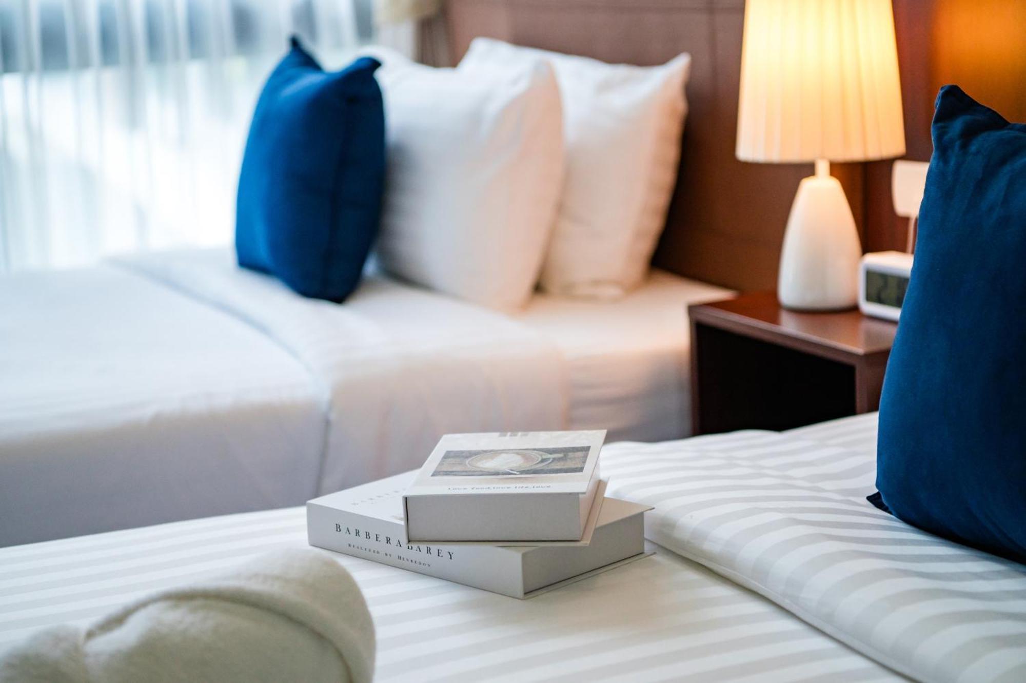 Wyndham Royal Lee Phuket Hotel Nai Yang-stranden Eksteriør billede